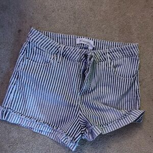 Mid-rise Blue and White Jean Shorts